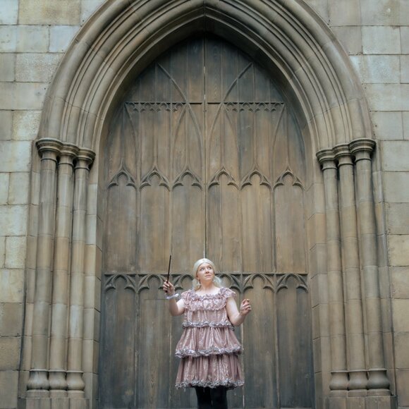 Meet your Posher, Danielle - Picture 2 of 12